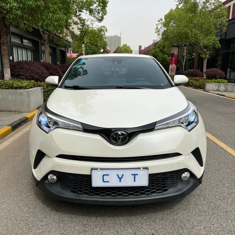 Used Cars Price Toyota C-HR Hybrid Toyota CHR Petrol Good Performance SUV Vehicles — photo 1