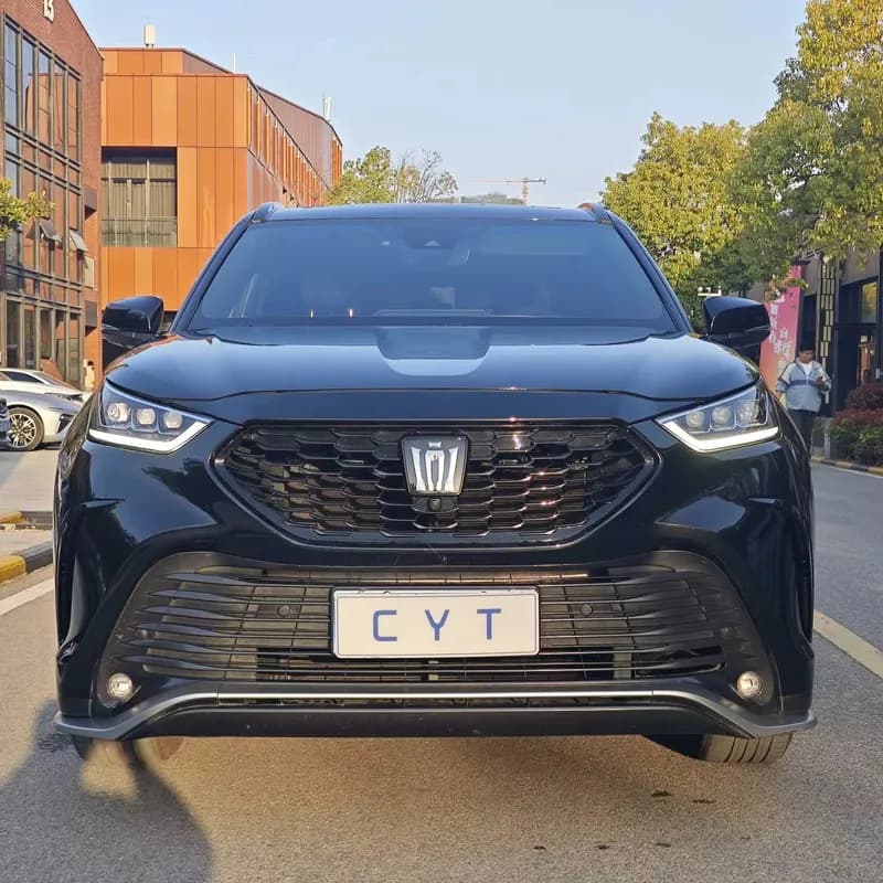 CROWN KLUGER 2024 Smart Electric Hybrid 2.5L E-CVT Four-wheel Drive Deluxe Edition — photo 1