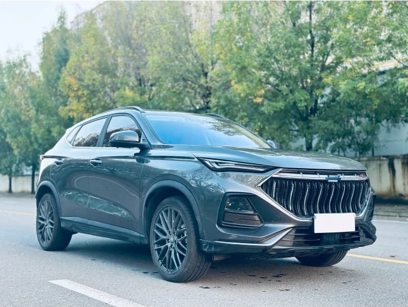 Changan Oshan X5 2021 2023 1.6L CVT Deluxe L4 5-door 5-seater SUV Affordable Gasoline Used Car Low Mileage — photo 1