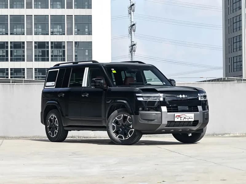2026 Leopard Titanium 7, Luxury SUV with 5 Seats, Hybrid 1.5T Engine — photo 1
