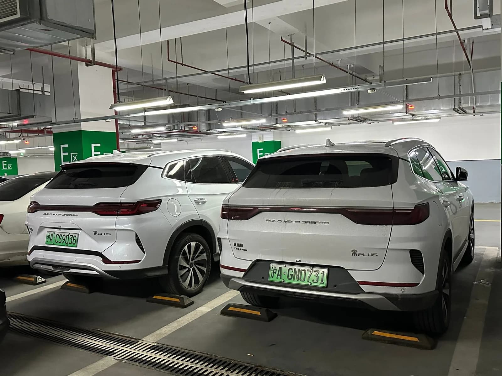 BYD Song Plus DM-i 2022 110km — exterior