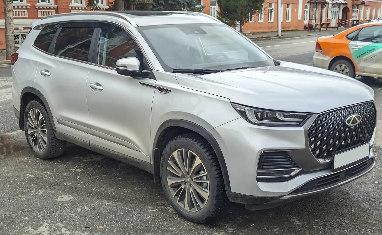 Chery Tiggo 8 Pro 2023 2.0T Luxury 7-Seat — exterior