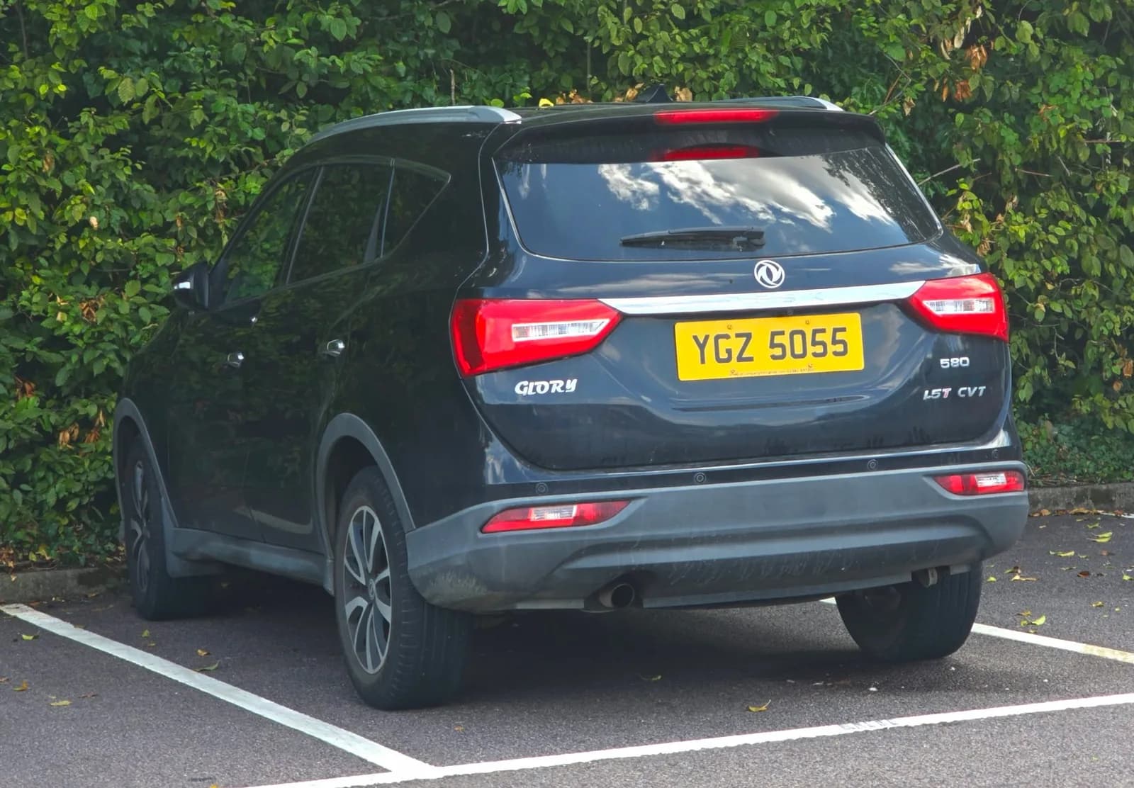DFSK Glory 580 2025 1.5T 7-Seat — exterior