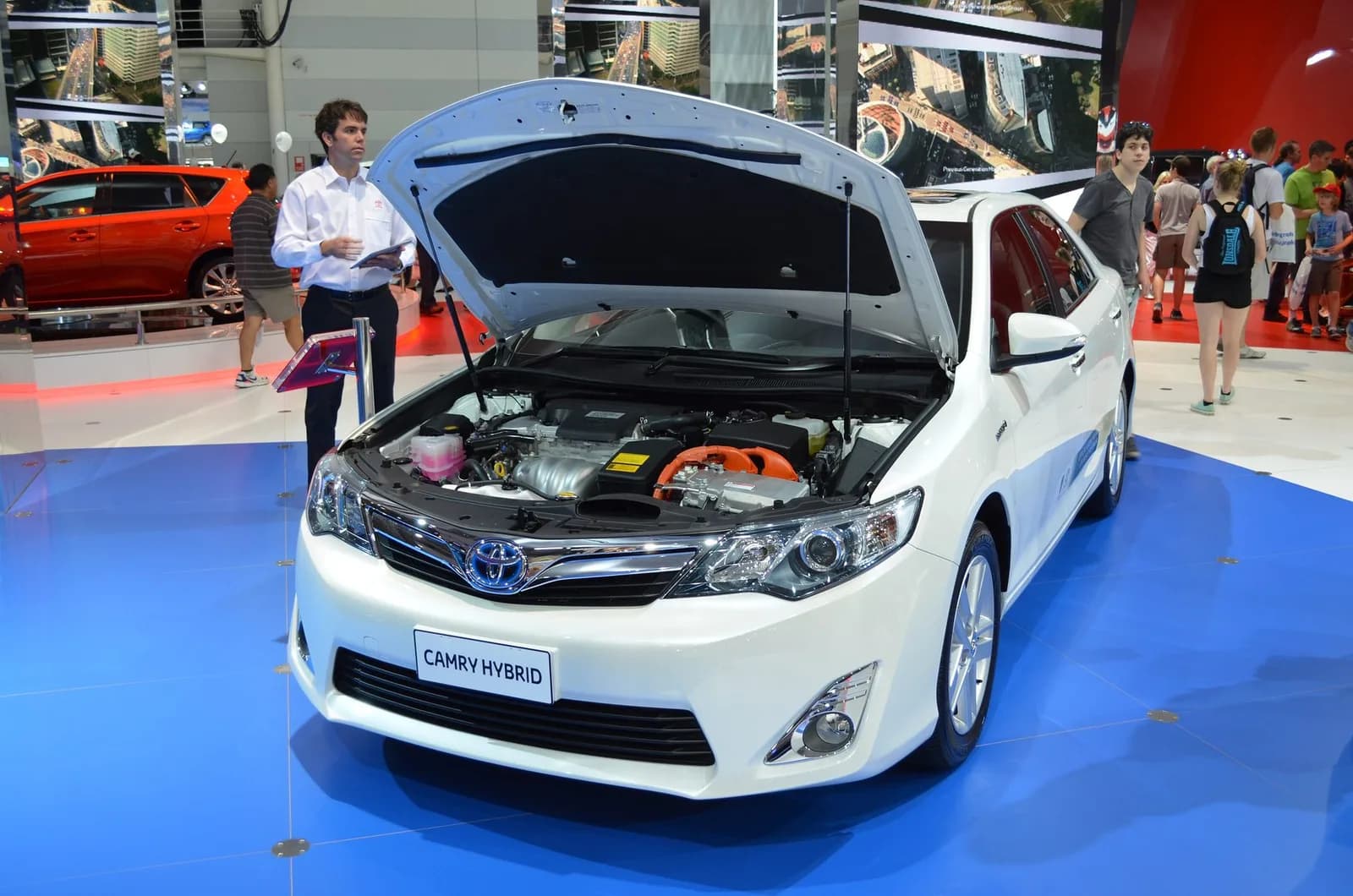 Toyota Camry 2025 2.5 — exterior