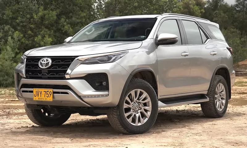 Toyota Fortuner 2025 2.8 GD-6 4x4 — exterior