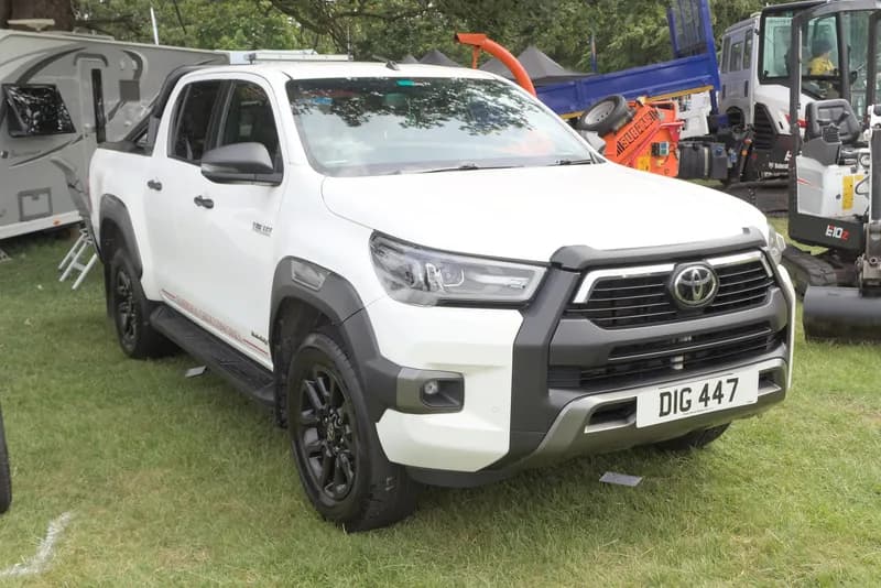 Toyota Hilux 2025 2.8 GD-6 Double Cab 4x4 — exterior