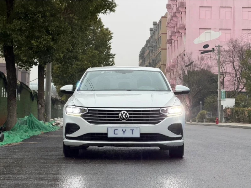 Used Car Volkswagen E LAVIDA 2023 Gasoline Sedan Vehicles 188km/h Chinese Car VW Lavida 2023 — photo 1