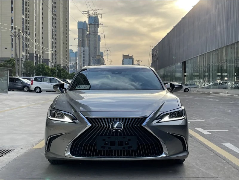 2023 of LEXUS ES Sedan Gas Petrol 2.0L 173PS L4 127kW/206Nm R17 Premium Edition LHD Used Car — photo 1