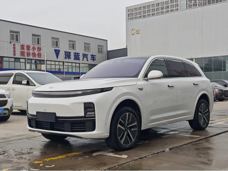 Lixiang L7 Ultra Hybrid SUV 5-Door Luxury Family Car With Turbocharged Engine Extended Range AWD Left Steering — photo 1