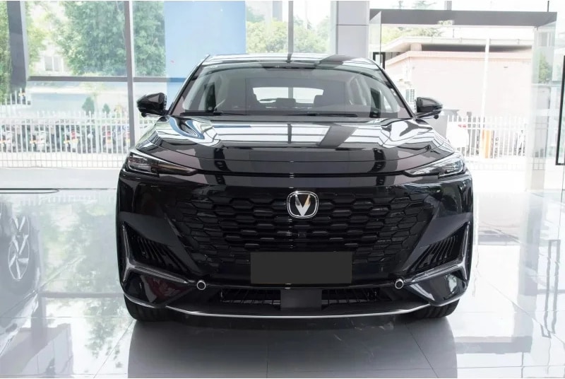 Changan Uni-k 2025 Model Yueshang Edition Gasoline SUV Changan Uni-k 2t 4WD Left Steering Vehicle — photo 1
