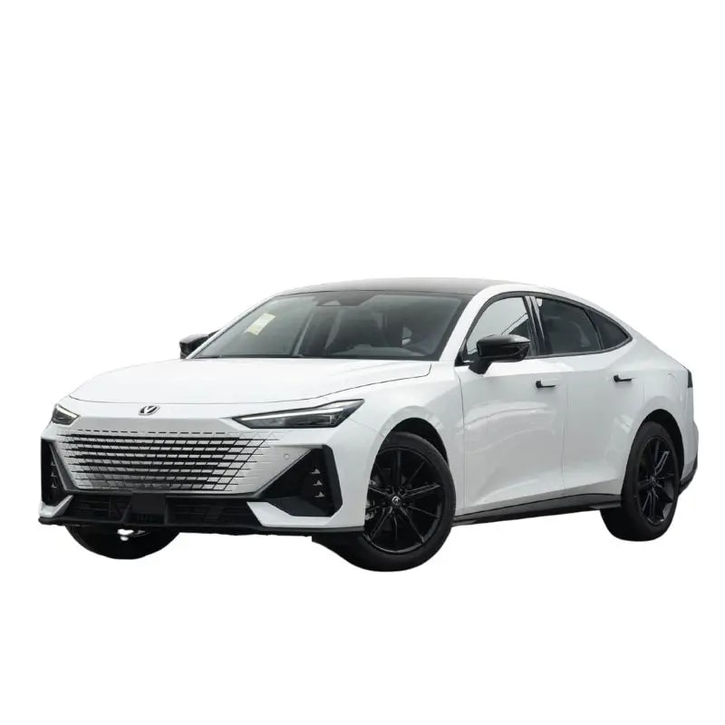 Changan UNI-V 1.5T 500Bar Engine 7Speed DCT FWD Panoramic Sunroof Wireless CarPlay Sport Sedan 2025 — photo 1
