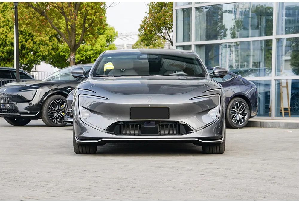 2024 Chinese Energy Vehicles Avatr 12 Luxury Sedan New 2025 Changan Avatr 12 Hybrid Electric Cars — photo 1