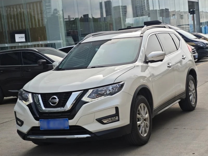 Dongfeng Nissan X-Trail SUV Gasoline 2017 Model 2.0L CVT Comfort Edition 2WD Used Car — photo 1