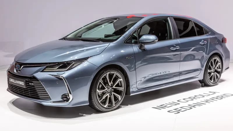 Toyota Corolla 2020 1.8 — exterior